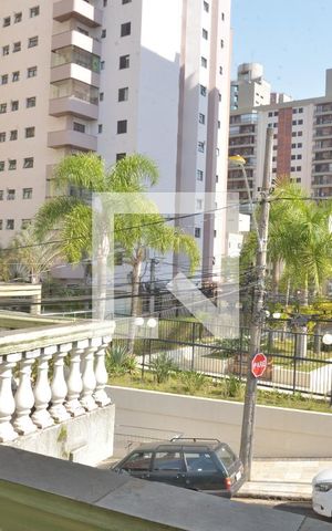 Casa à venda com 150m², 3 quartos e 2 vagasVista da Sacada