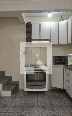 Casa à venda com 150m², 3 quartos e 2 vagasCozinha - Armários