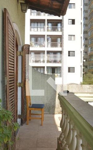Casa à venda com 150m², 3 quartos e 2 vagasQuintal