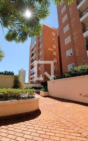 Apartamento à venda com 117m², 2 quartos e 2 vagas Apartamento à venda com 117m², 2 quartos e 2 vagasFachada