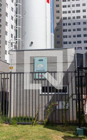 Apartamento para alugar com 43m², 2 quartos e 1 vaga Apartamento para alugar com 43m², 2 quartos e 1 vagaFachada
