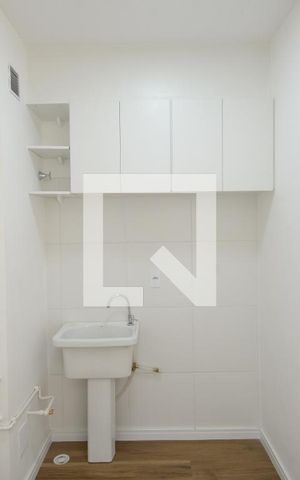Apartamento para alugar com 34m², 2 quartos e 1 vagaÁrea de Serviço