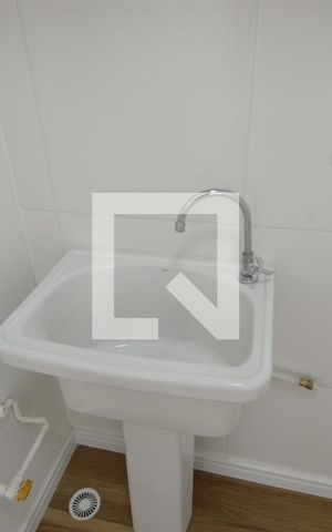 Apartamento para alugar com 34m², 2 quartos e 1 vagaÁrea de Serviço