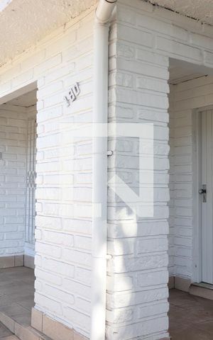 Casa para alugar com 180m², 5 quartos e 2 vagasFachada