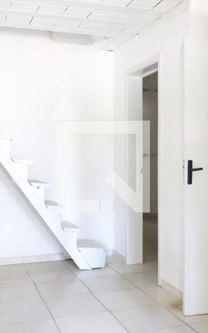 Casa para alugar com 180m², 5 quartos e 2 vagasacesso corredor