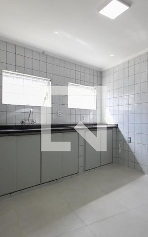 Casa para alugar com 108m², 2 quartos e 4 vagas Casa para alugar com 108m², 2 quartos e 4 vagasCozinha