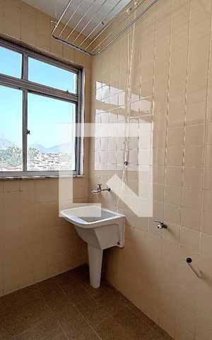 Apartamento para alugar com 67m², 2 quartos e 1 vagaÁrea de Serviço