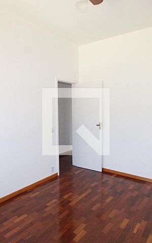 Apartamento para alugar com 67m², 2 quartos e 1 vagaQuarto