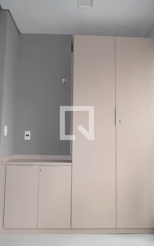 Studio à venda com 28m², 1 quarto e sem vagaStudio 