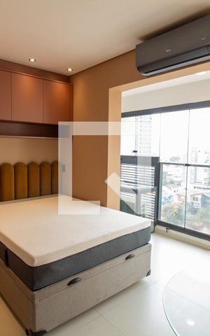 Studio para alugar com 37m², 1 quarto e sem vaga Studio para alugar com 37m², 1 quarto e sem vagaStudio