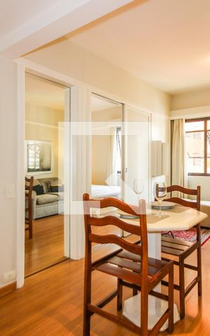 Apartamento para alugar com 62m², 1 quarto e 1 vagaKitnet