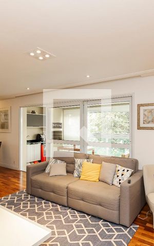 Apartamento à venda com 127m², 3 quartos e 2 vagas Apartamento à venda com 127m², 3 quartos e 2 vagasSala
