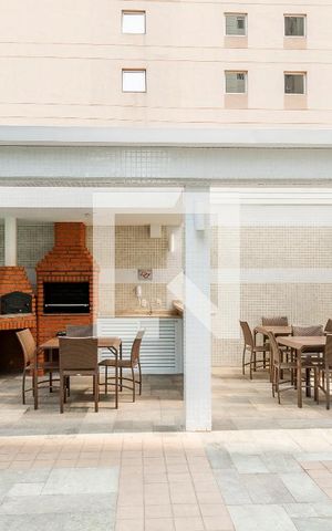 Apartamento à venda com 127m², 3 quartos e 2 vagas Apartamento à venda com 127m², 3 quartos e 2 vagasChurrasqueira