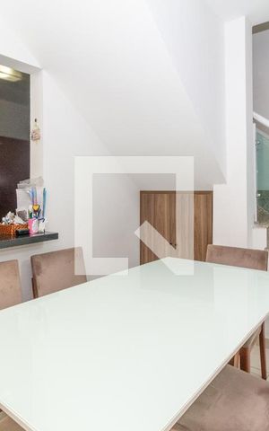 Casa de condomínio à venda com 200m², 3 quartos e 4 vagasSala de Jantar
