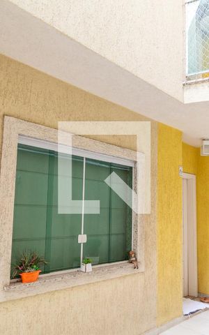Casa de condomínio à venda com 200m², 3 quartos e 4 vagasFrente da Casa