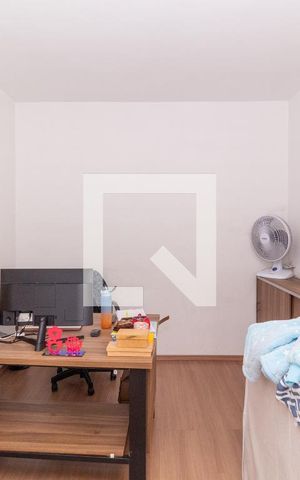 Casa de condomínio à venda com 200m², 3 quartos e 4 vagasQuarto 3 (Suíte 3)