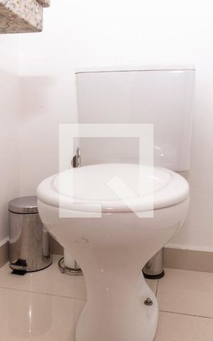 Casa de condomínio à venda com 200m², 3 quartos e 4 vagasLavabo 1