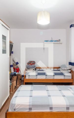 Casa de condomínio à venda com 200m², 3 quartos e 4 vagasQuarto 2 (Suíte 2)