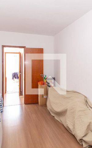 Casa de condomínio à venda com 200m², 3 quartos e 4 vagasQuarto 3 (Suíte 3)