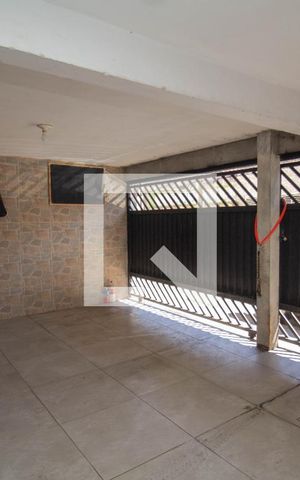 Casa à venda com 165m², 3 quartos e 2 vagas Casa à venda com 165m², 3 quartos e 2 vagasGaragem