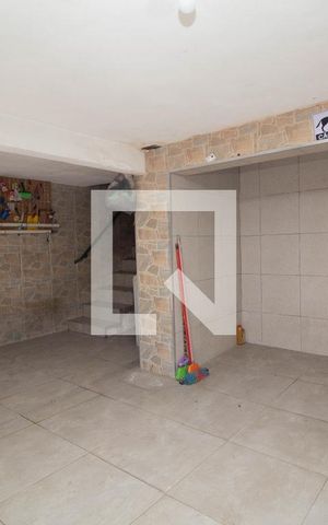 Casa à venda com 165m², 3 quartos e 2 vagas Casa à venda com 165m², 3 quartos e 2 vagasGaragem