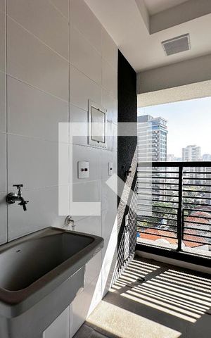 Apartamento à venda com 61m², 2 quartos e 1 vagaÁrea de Serviço