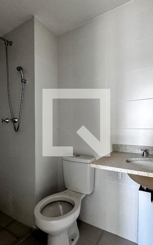 Apartamento à venda com 61m², 2 quartos e 1 vagaBanheiro Social