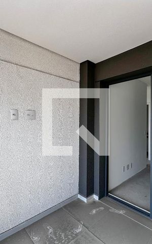 Apartamento à venda com 61m², 2 quartos e 1 vagaSacada