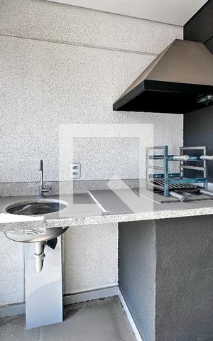 Apartamento à venda com 83m², 3 quartos e 2 vagasVaranda