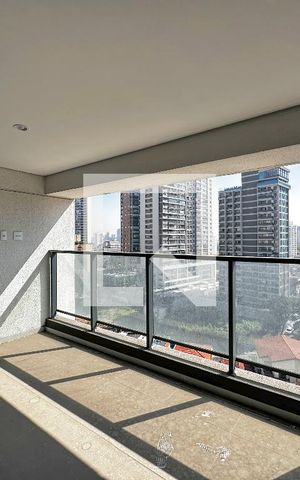 Apartamento à venda com 83m², 3 quartos e 2 vagasVaranda