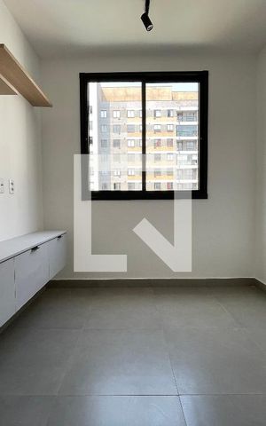 Apartamento para alugar com 24m², 1 quarto e sem vaga Apartamento para alugar com 24m², 1 quarto e sem vagaSala