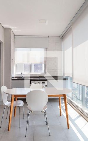 Studio para alugar com 45m², 1 quarto e 1 vaga Studio para alugar com 45m², 1 quarto e 1 vagaSala/Quarto