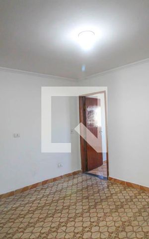 Casa para alugar com 100m², 3 quartos e 1 vaga Casa para alugar com 100m², 3 quartos e 1 vagaSala