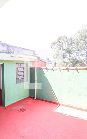 Casa para alugar com 100m², 3 quartos e 1 vaga Casa para alugar com 100m², 3 quartos e 1 vagaÁrea de Serviço