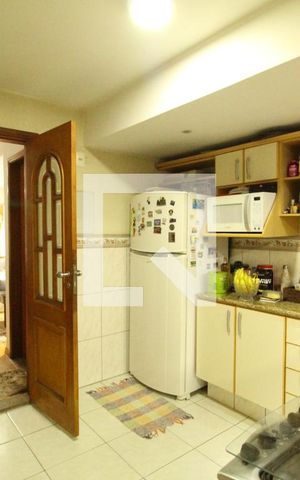 Casa de condomínio à venda com 83m², 3 quartos e 1 vaga Casa de condomínio à venda com 83m², 3 quartos e 1 vagaCozinha
