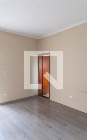 Casa à venda com 150m², 3 quartos e 2 vagas Casa à venda com 150m², 3 quartos e 2 vagasSuíte