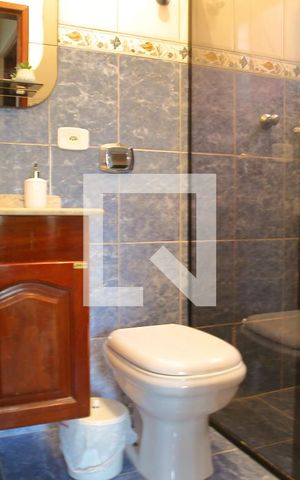 Casa à venda com 200m², 3 quartos e 4 vagasBanheiro 1