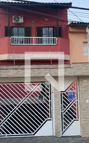 Casa à venda com 200m², 3 quartos e 4 vagasFachada