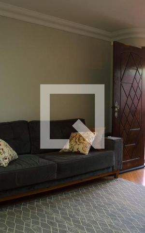 Casa à venda com 200m², 3 quartos e 4 vagasSala