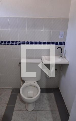 Casa à venda com 325m², 6 quartos e 3 vagasBanheiro - Suíte