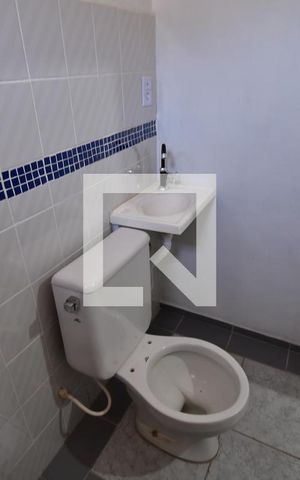 Casa à venda com 325m², 6 quartos e 3 vagasBanheiro - Suíte