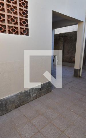 Casa à venda com 325m², 6 quartos e 3 vagasÁrea de Serviço