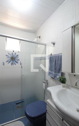 Casa à venda com 113m², 3 quartos e 4 vagasBanheiro Social