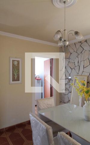 Casa à venda com 113m², 3 quartos e 4 vagasCopa
