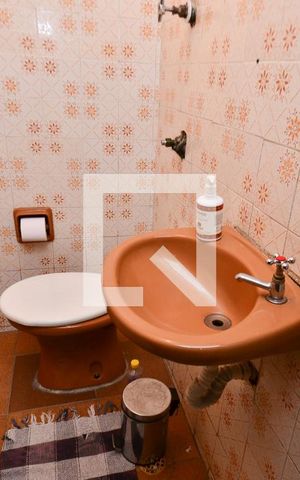 Casa à venda com 104m², 4 quartos e 2 vagasLavabo