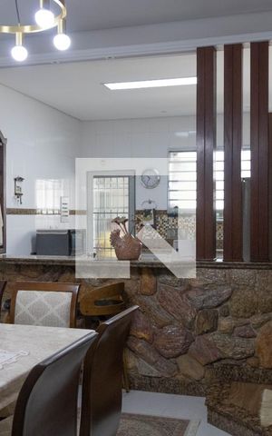 Casa à venda com 375m², 3 quartos e 4 vagas Casa à venda com 375m², 3 quartos e 4 vagasCopa
