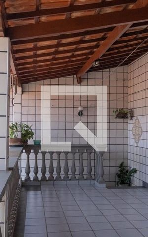 Casa à venda com 375m², 3 quartos e 4 vagas Casa à venda com 375m², 3 quartos e 4 vagasSalão de Festas