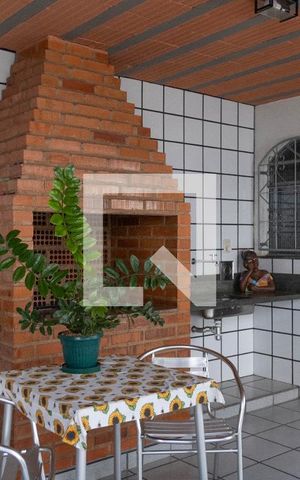 Casa à venda com 375m², 3 quartos e 4 vagas Casa à venda com 375m², 3 quartos e 4 vagasÁrea gourmet