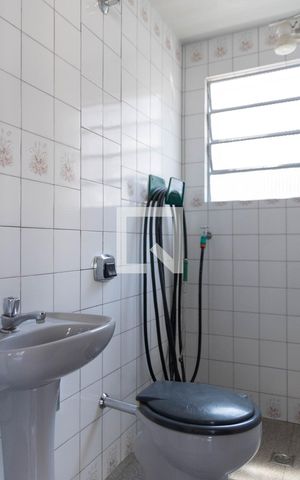 Casa à venda com 375m², 3 quartos e 4 vagas Casa à venda com 375m², 3 quartos e 4 vagasBanheiro