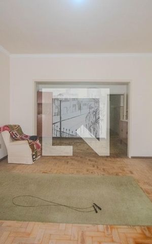 Casa à venda com 411m², 5 quartos e 4 vagas Casa à venda com 411m², 5 quartos e 4 vagasSala de Jantar